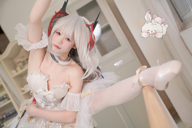 咬一口兔娘ovo-四月订阅-W天鹅之舞-[55P+1V/1.2GB]